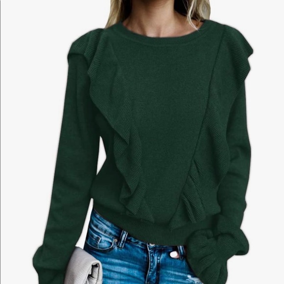 Tops - Green Ruffle Top Sz L